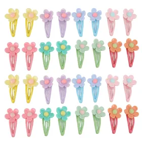 Meilleurs prix pour 32pcs Pinces à Cheveux en Plastique pour Animaux de Compagnie en Forme de Fleur Élégantes Épingles à Cheveux pour Chien Accessoires de Toilettage pour le Port Quotidien white