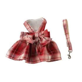 Comparer les prix de Robe Harnais pour Chien Élégante Mignonne Nœud Plaid Respirante Confortable Robe Harnais pour Animaux de Compagnie avec Laisse L(for 6.5-9kg) rouge