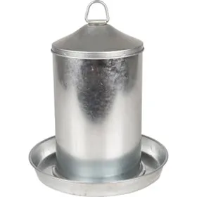 Meilleurs prix pour Abreuvoir galvanisé Dobby de chez Famingo 4 litres